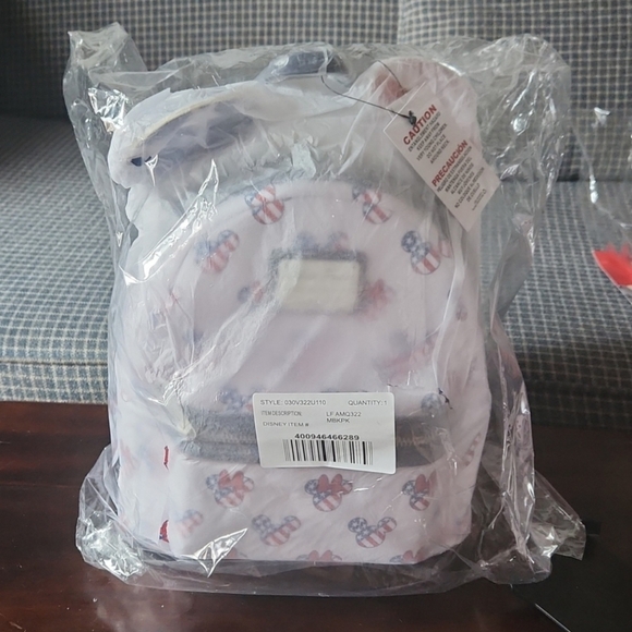 ✨️💙 Disney PARKS unisex Loungefly Mickey + Minnie Mouse Americana Backpack ✨️❤️ - Picture 12 of 13